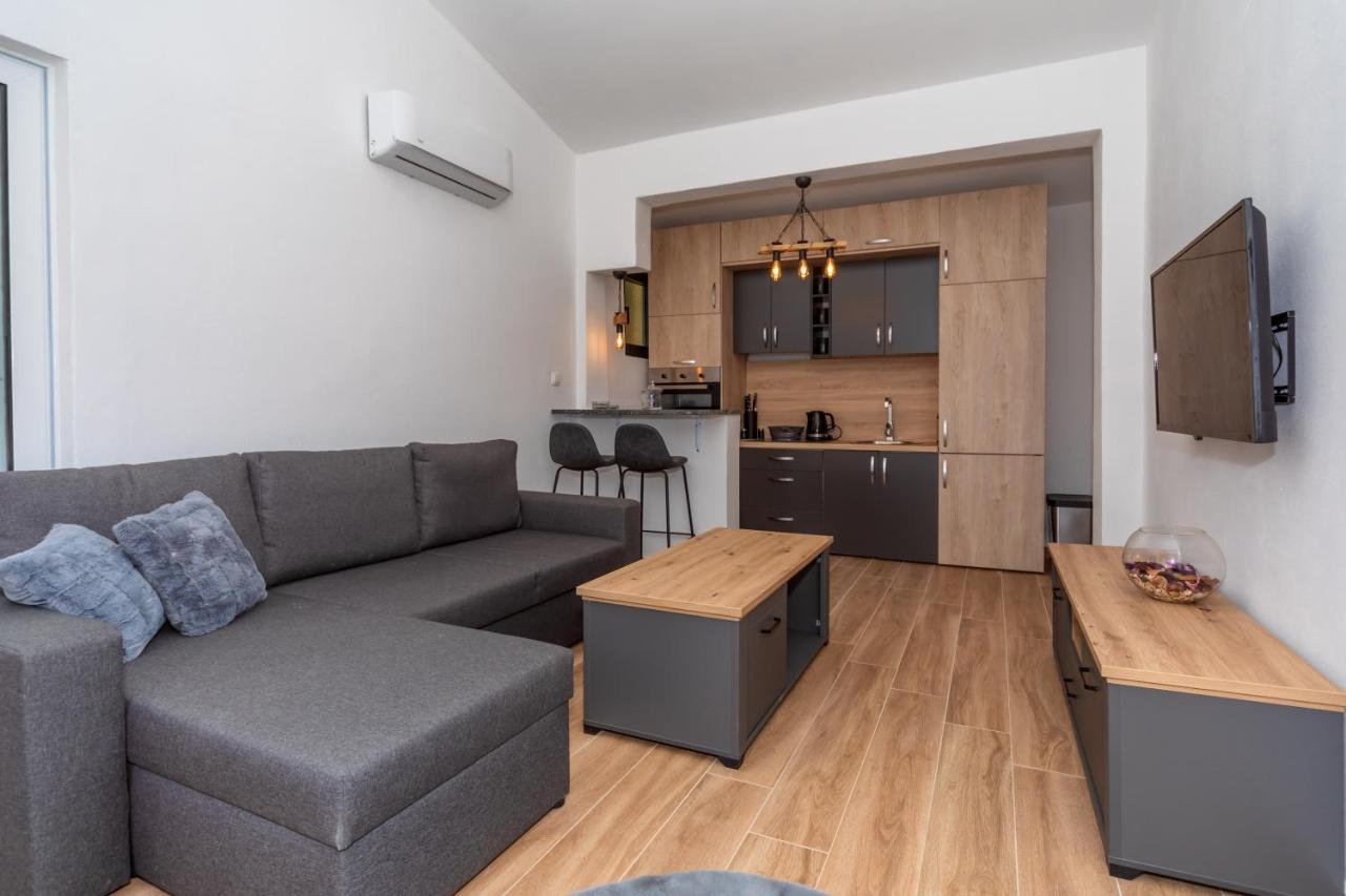 Apartman Sara Bar Esterno foto