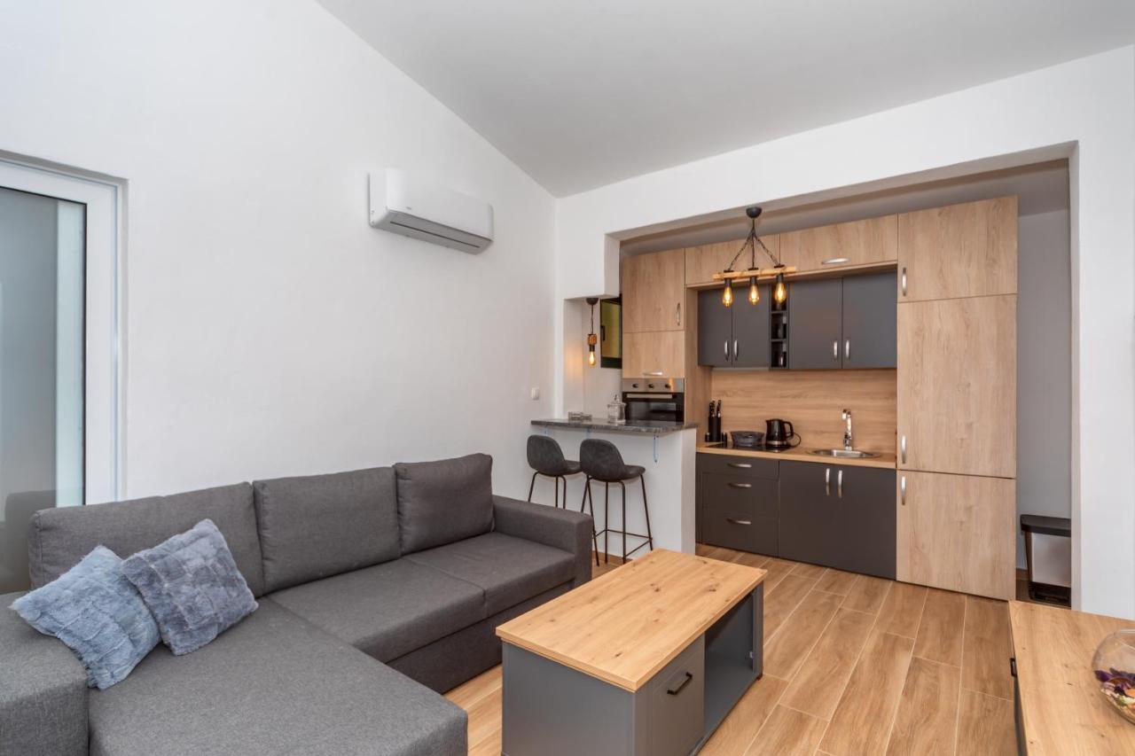 Apartman Sara Bar Esterno foto