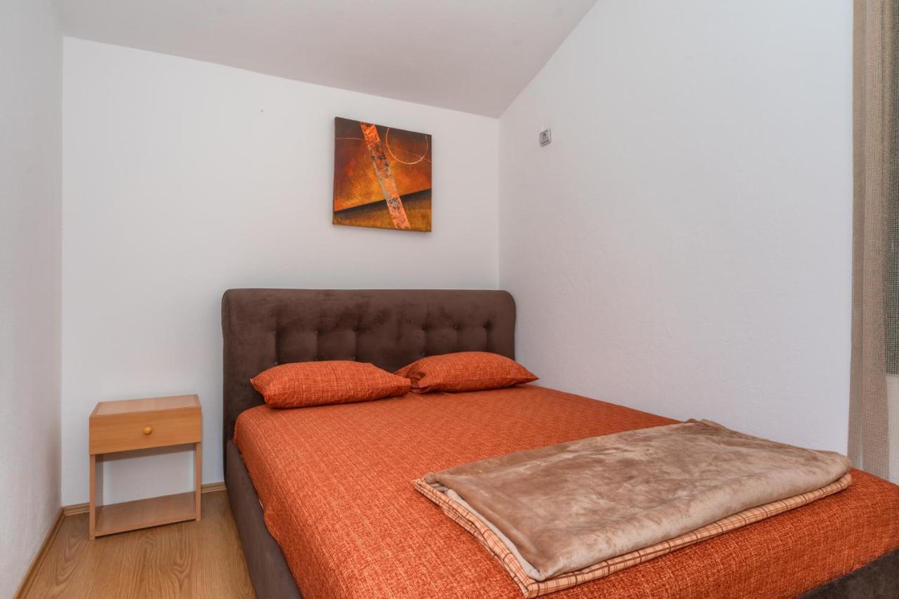 Apartman Sara Bar Esterno foto
