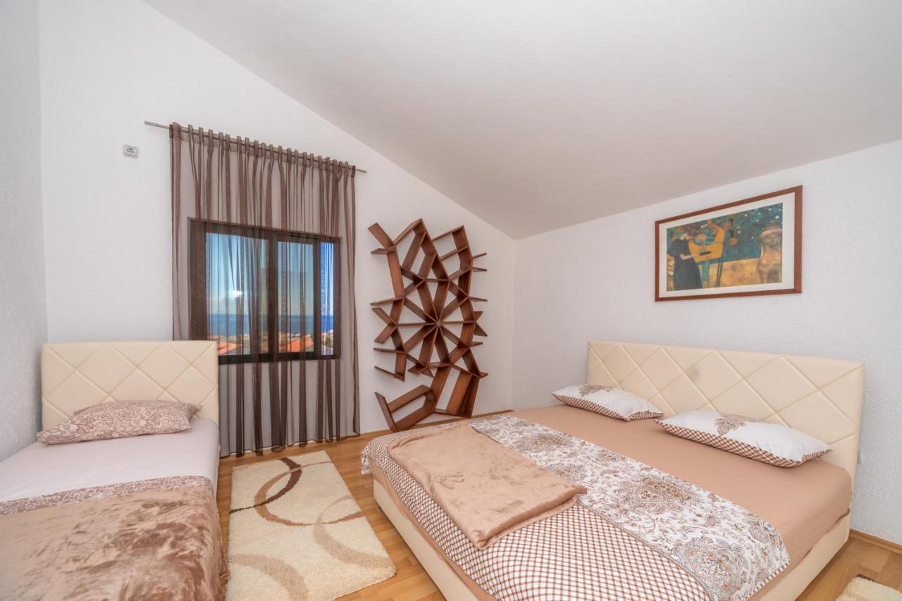 Apartman Sara Bar Esterno foto